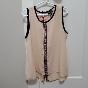 Boho sleeveless shirt